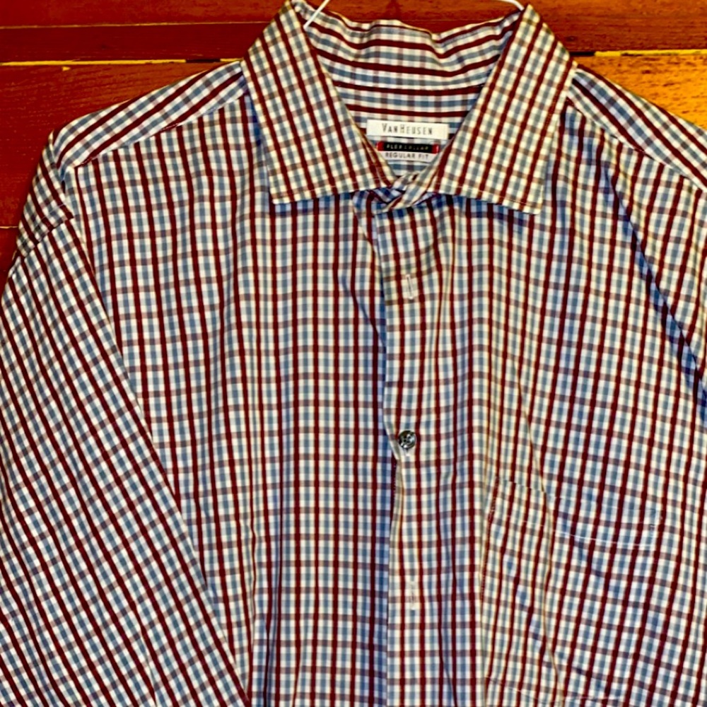 Like new condition and dry cleaned